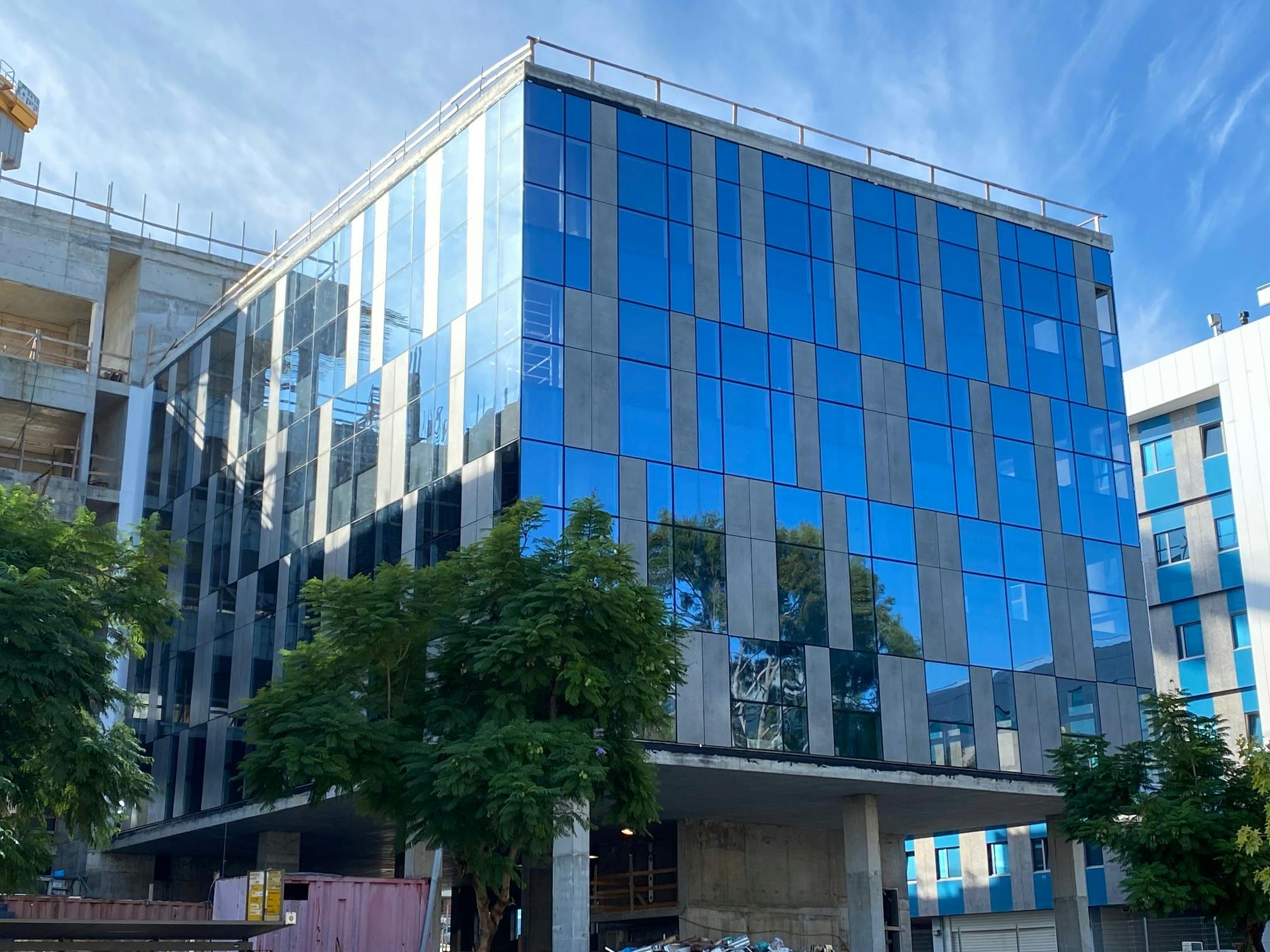 4 Image 44 of 4.jpg?auto=format%2Ccompress&ixlib=php 3.3 in DKCW System - Cosentino