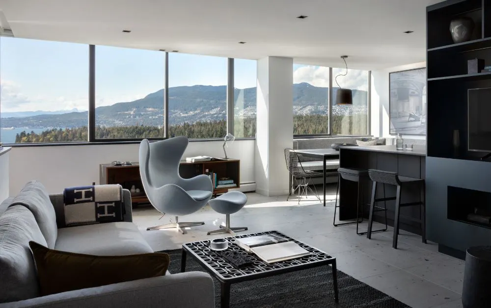 3 Image 35 of 3 33.jpg?auto=format%2Ccompress&ixlib=php 3.3 in How to Design Brighter Homes During Canada’s Long Winter - Cosentino