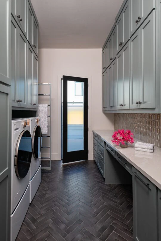 Carroll by Anita Hubbard (14) Carroll by Anita Hubbard (14)