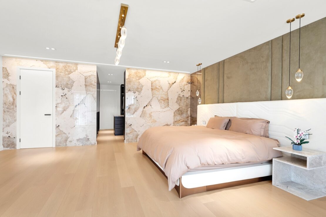 Doncaster House (14) Doncaster House (14)