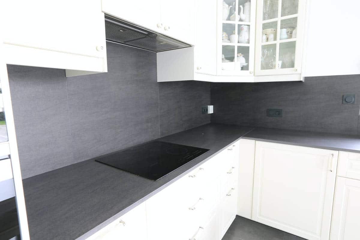 Image number 33 of the current section of A stylish, on-trend kitchen in Cosentino UK