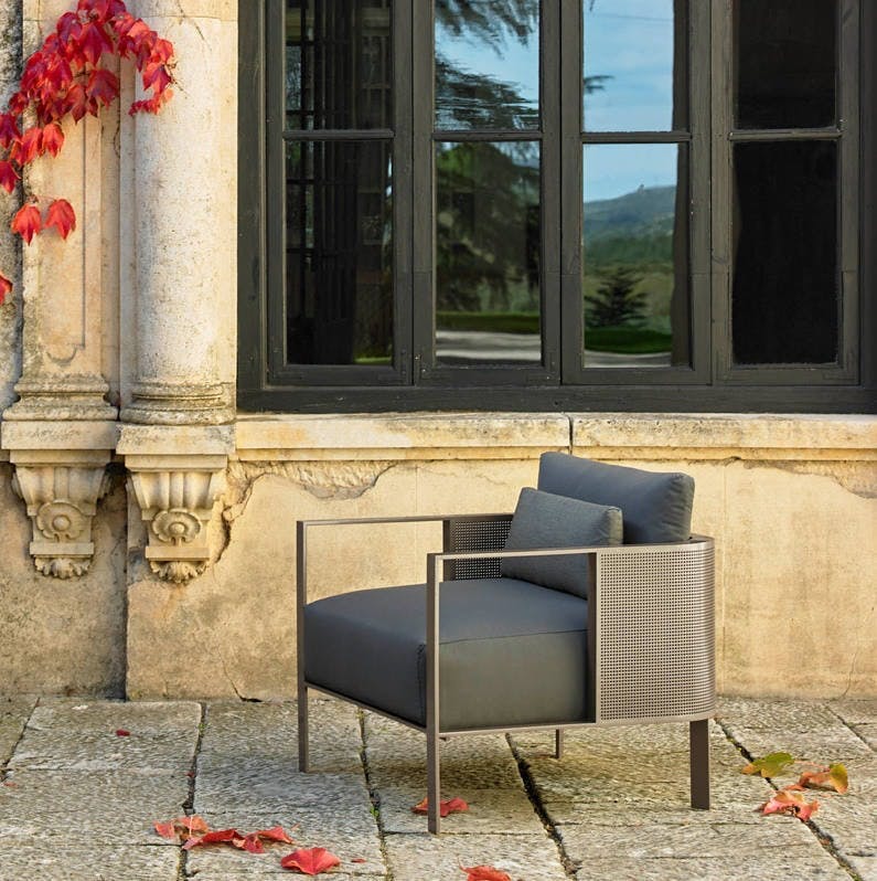 Solanas chair with Dekton designed by Daniel Germani for Gandia Blasco