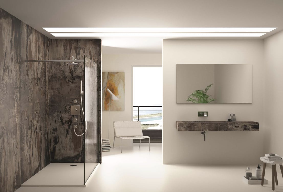 Bathroom with Dekton Trilium Wall Cladding, Reflection Sink and Silestone Exelis Shower Tray in Blanco Zeus