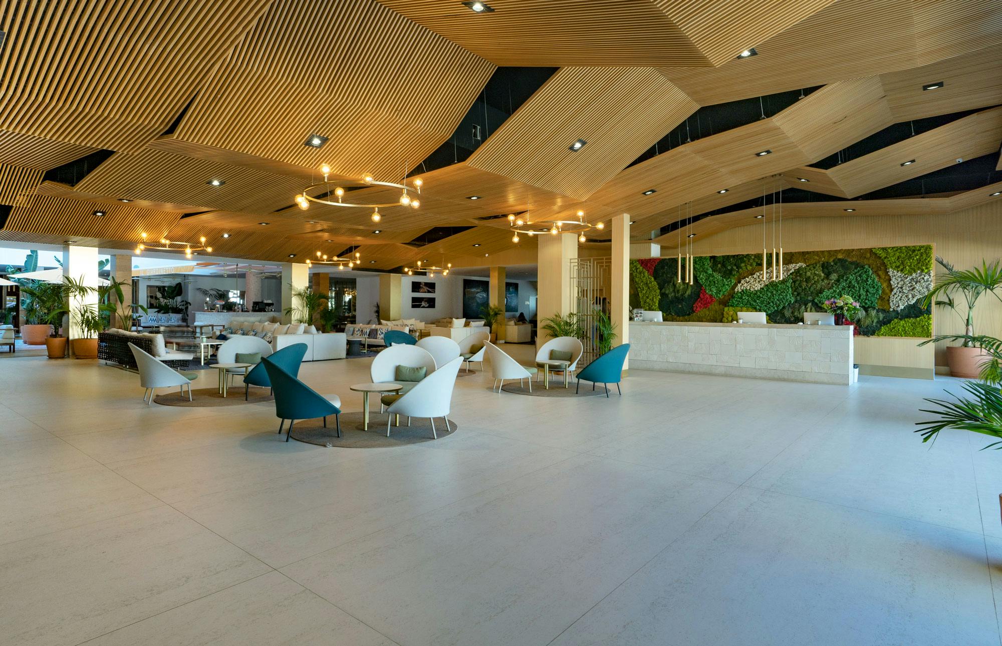 Image number 42 of the current section of Hotel Mediterráneo in Cosentino UK