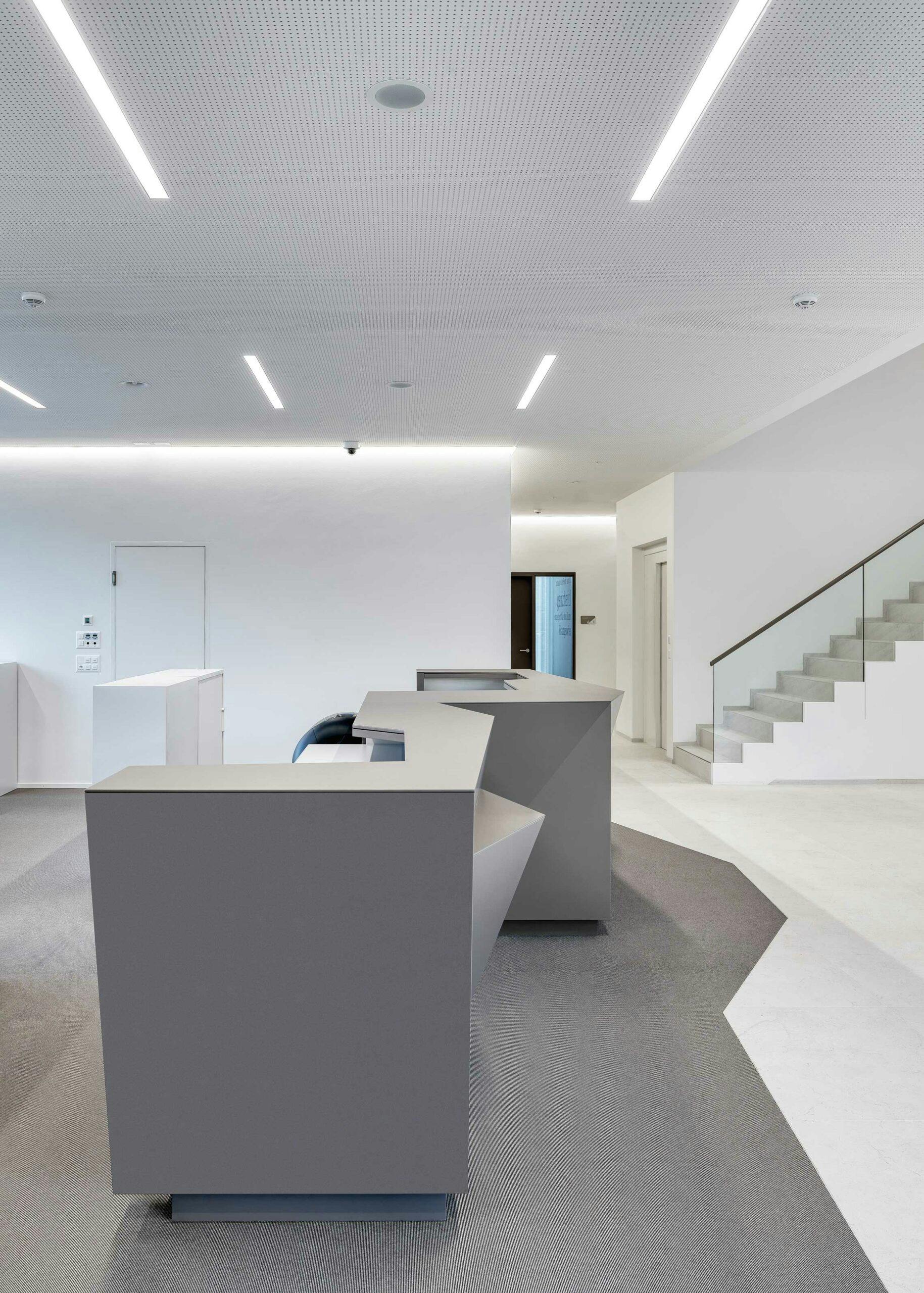 Image number 34 of the current section of Clientis Bank in Cosentino UK