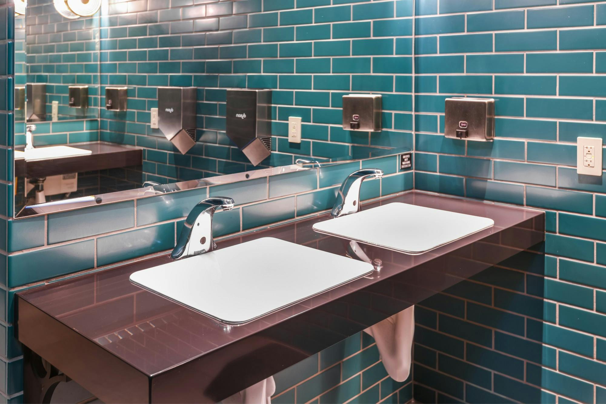 Image number 64 of the current section of Bathrooms in Cosentino UK