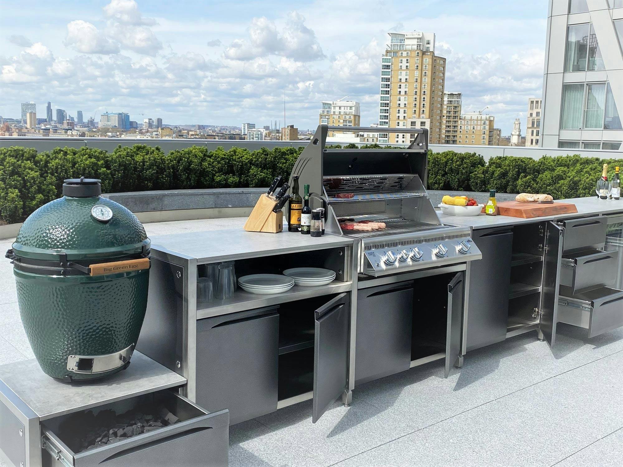 Image number 46 of the current section of Outdoor kitchen in city garden with Dekton in Cosentino UK