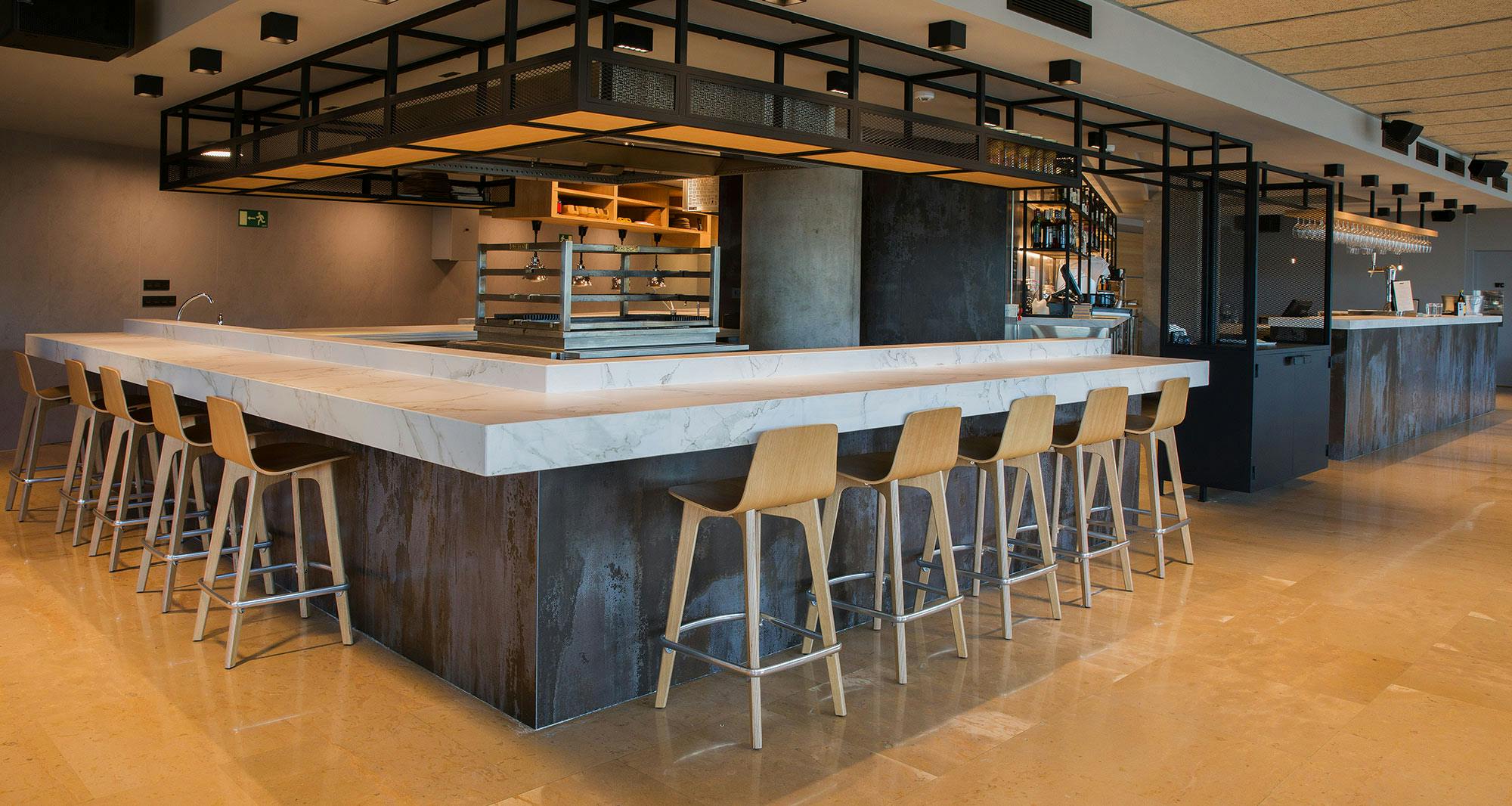 Image number 41 of the current section of Hollo Café in San Francisco’s largest life science and innovation campus features Silestone and Dekton in Cosentino UK