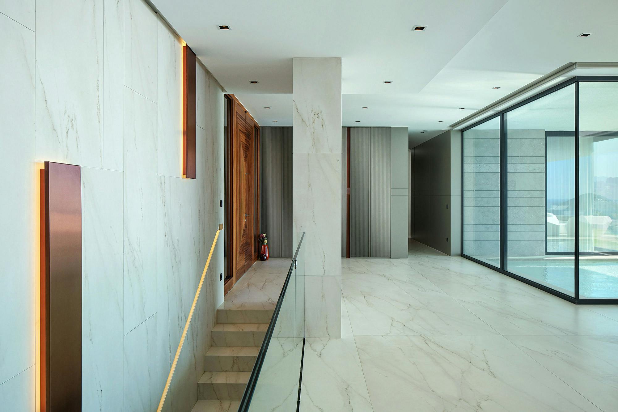 Image number 34 of the current section of An exceptional modern haven facing the Aegean Sea that uses Dekton to blur the boundaries between inside and outside in Cosentino UK
