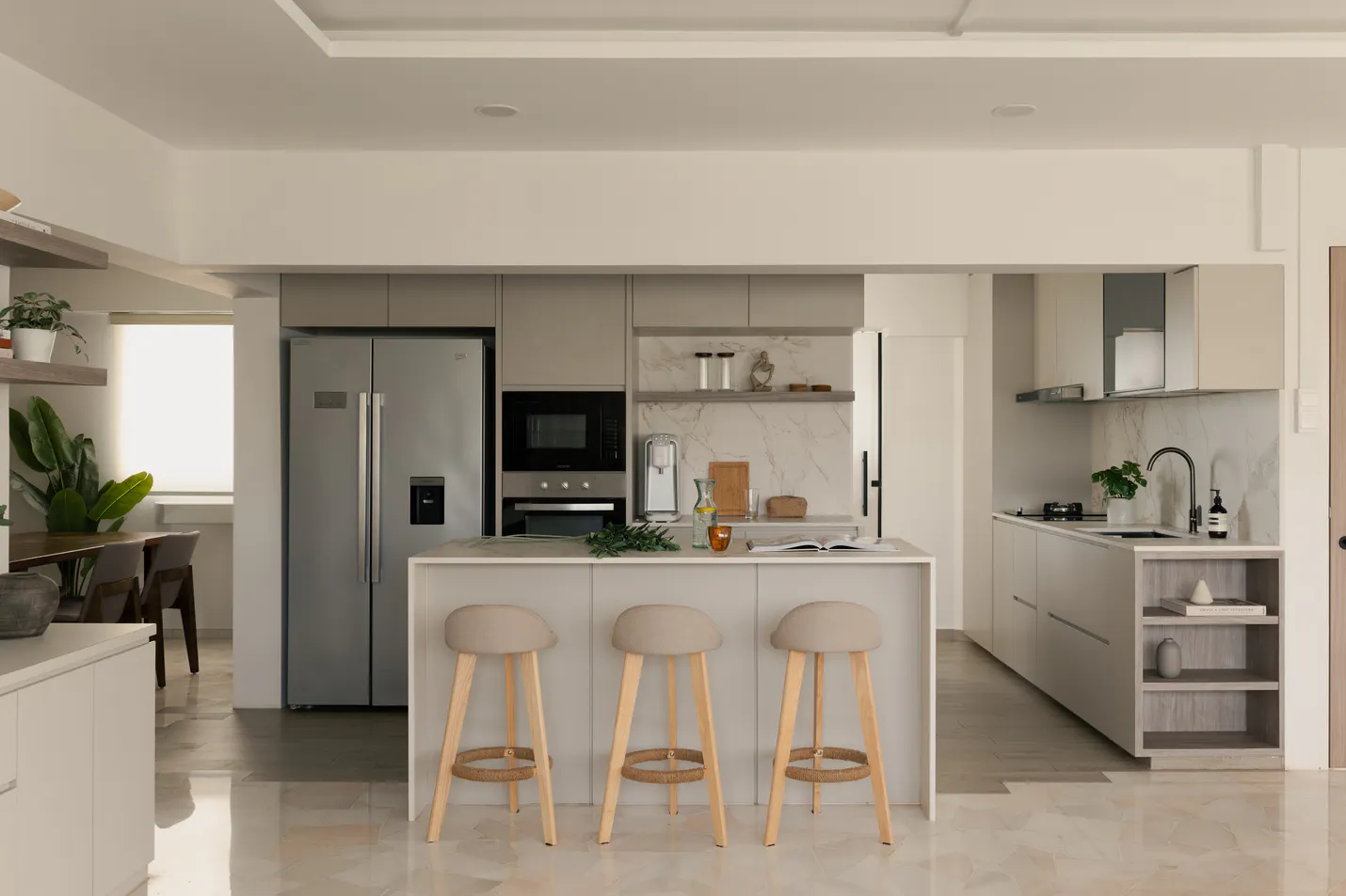 Nature Inspired Kitchen Image 34 of app public pending approval E 7.jpg?auto=format%2Ccompress&ixlib=php 3.3 in Contrast between bathrooms and kitchen for a Mediterranean-inspired apartment in London - Cosentino