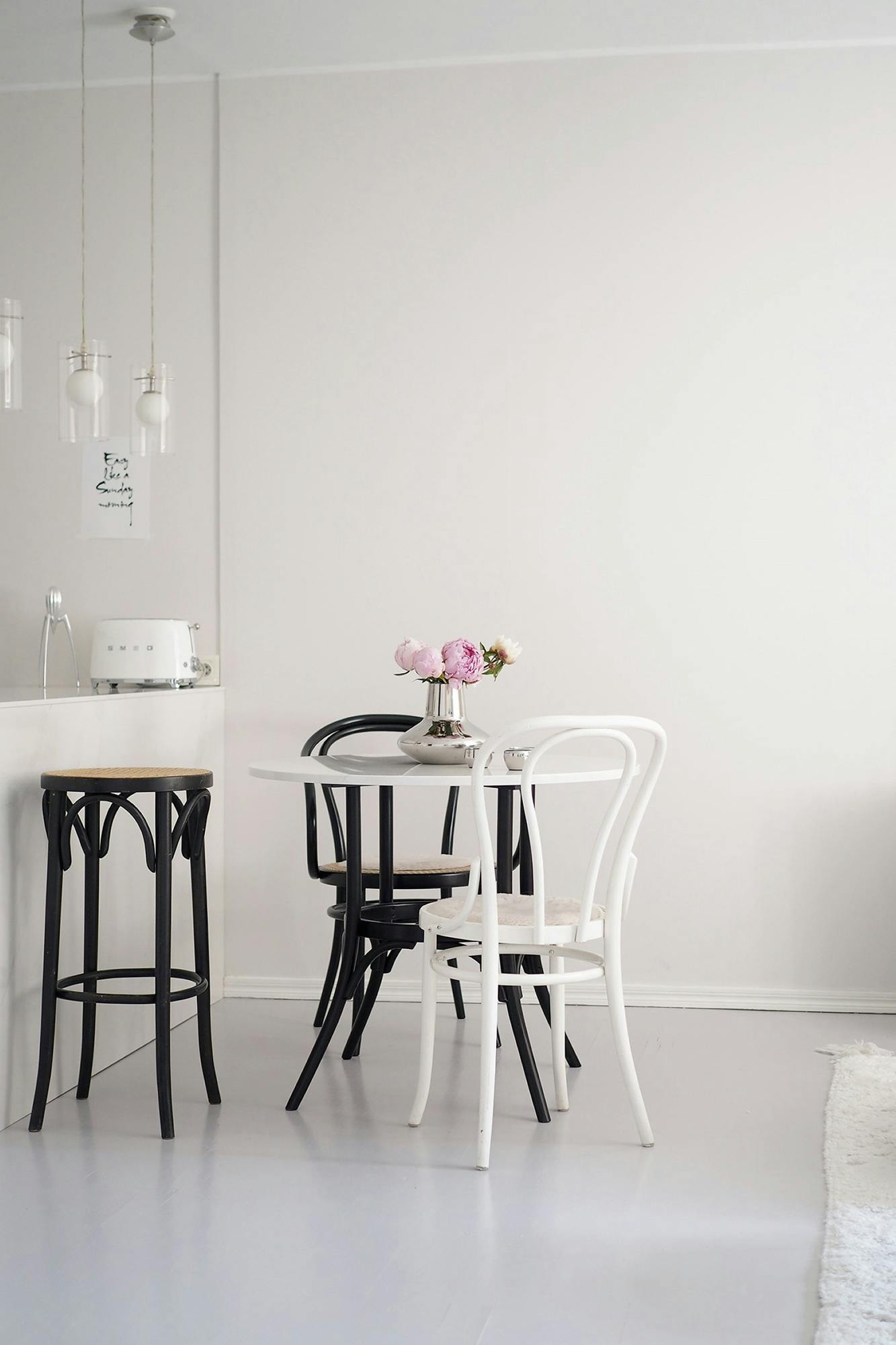 Image of Charandthecity Silestone Calacatta Gold 13.jpg?auto=format%2Ccompress&ixlib=php 3.3 in Silestone revamps the kitchen and dining room of influencer Carita Alfthan - Cosentino