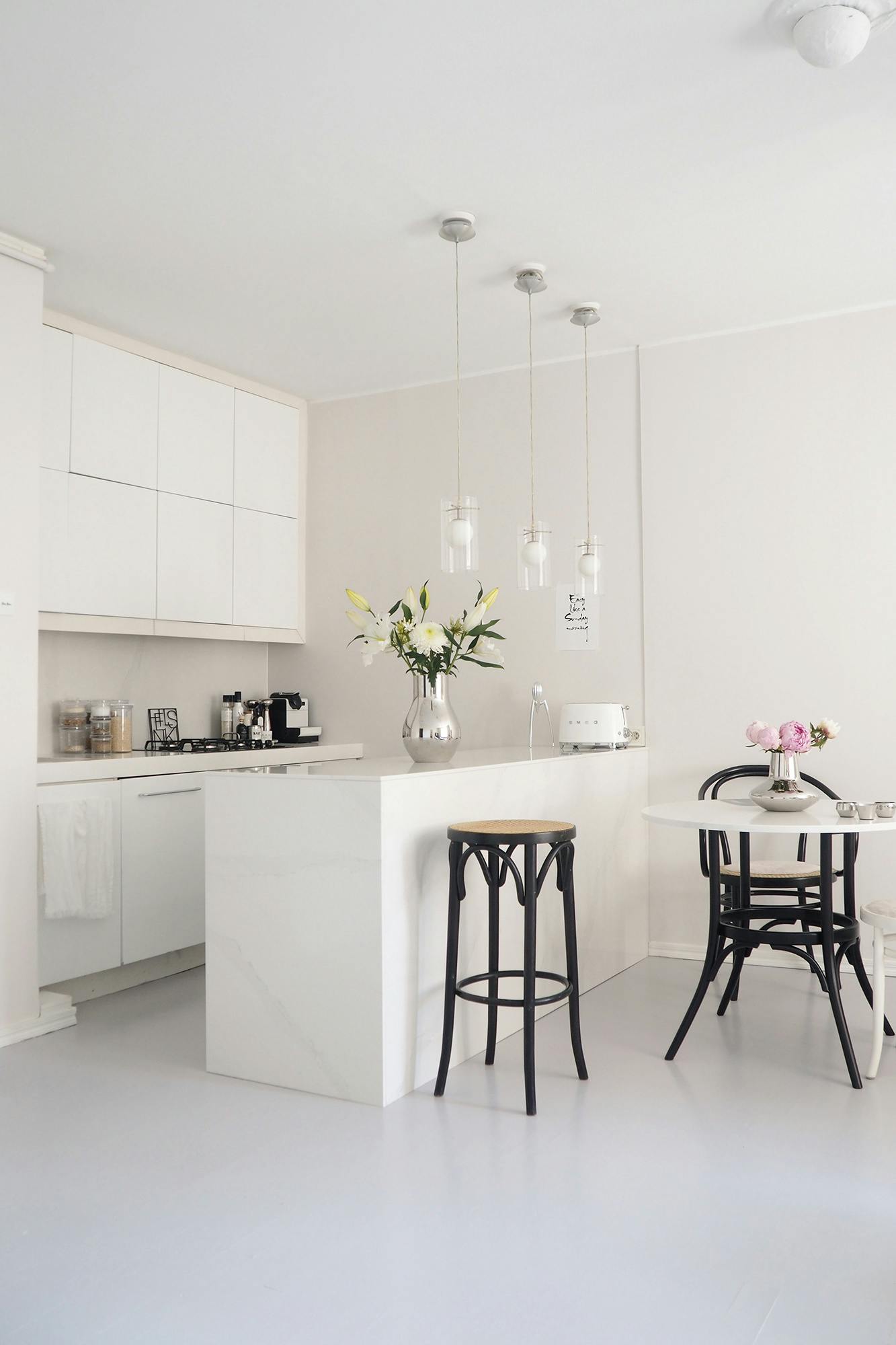 Image of Charandthecity Silestone Calacatta Gold 7.jpg?auto=format%2Ccompress&ixlib=php 3.3 in Silestone revamps the kitchen and dining room of influencer Carita Alfthan - Cosentino