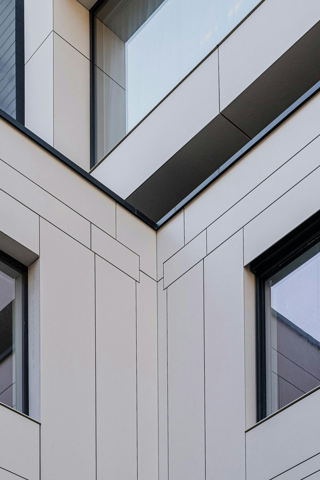 Image of TheDuke LR 24.jpg?auto=format%2Ccompress&ixlib=php 3.3 in Reflections in Dekton: the renovation of the classicist building The Duke in Brussels - Cosentino
