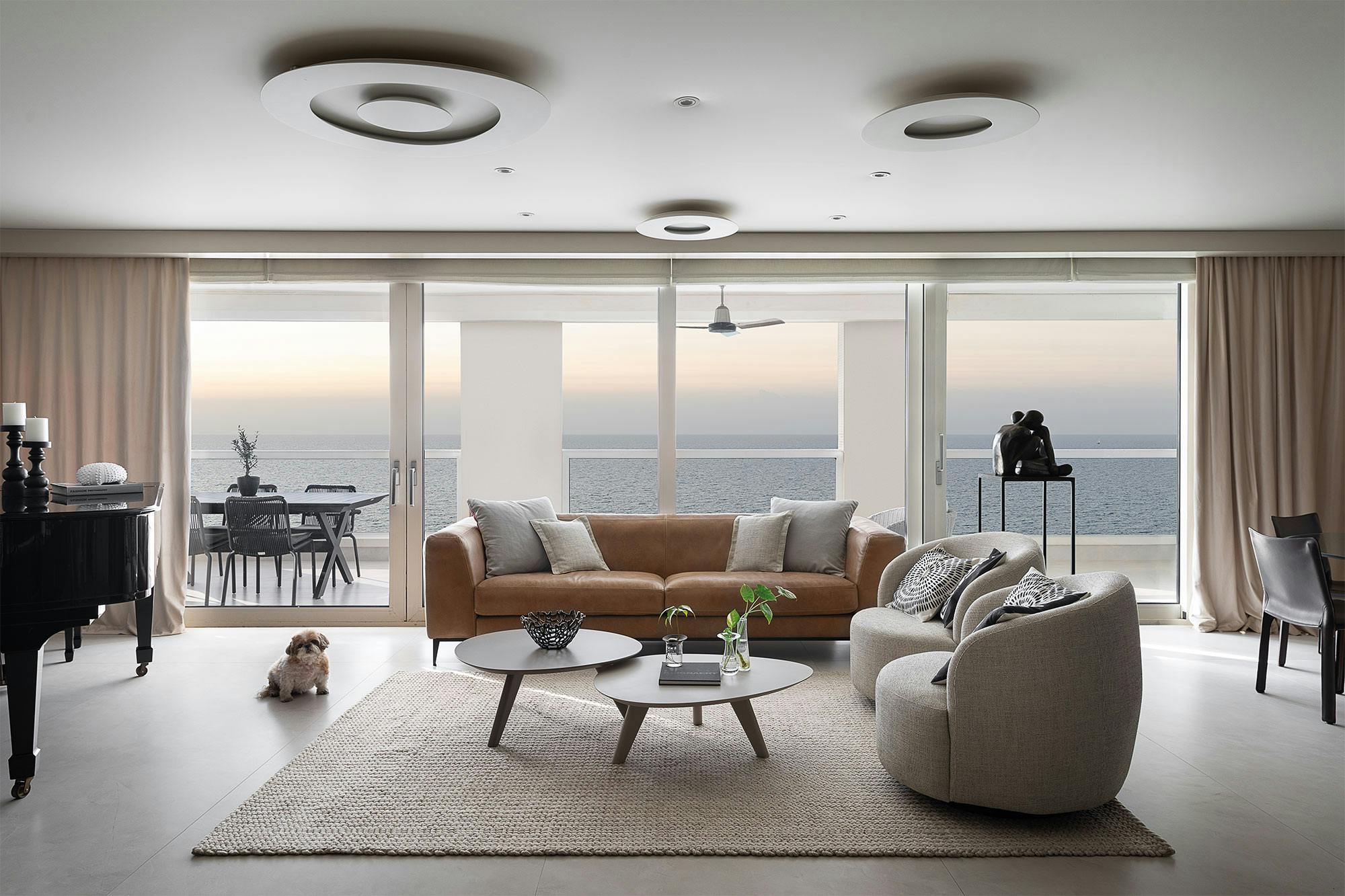 Image 49 of Seaside Apartment in Tel Aviv 1.jpg?auto=format%2Ccompress&ixlib=php 3.3 in Home Cosentino - Cosentino