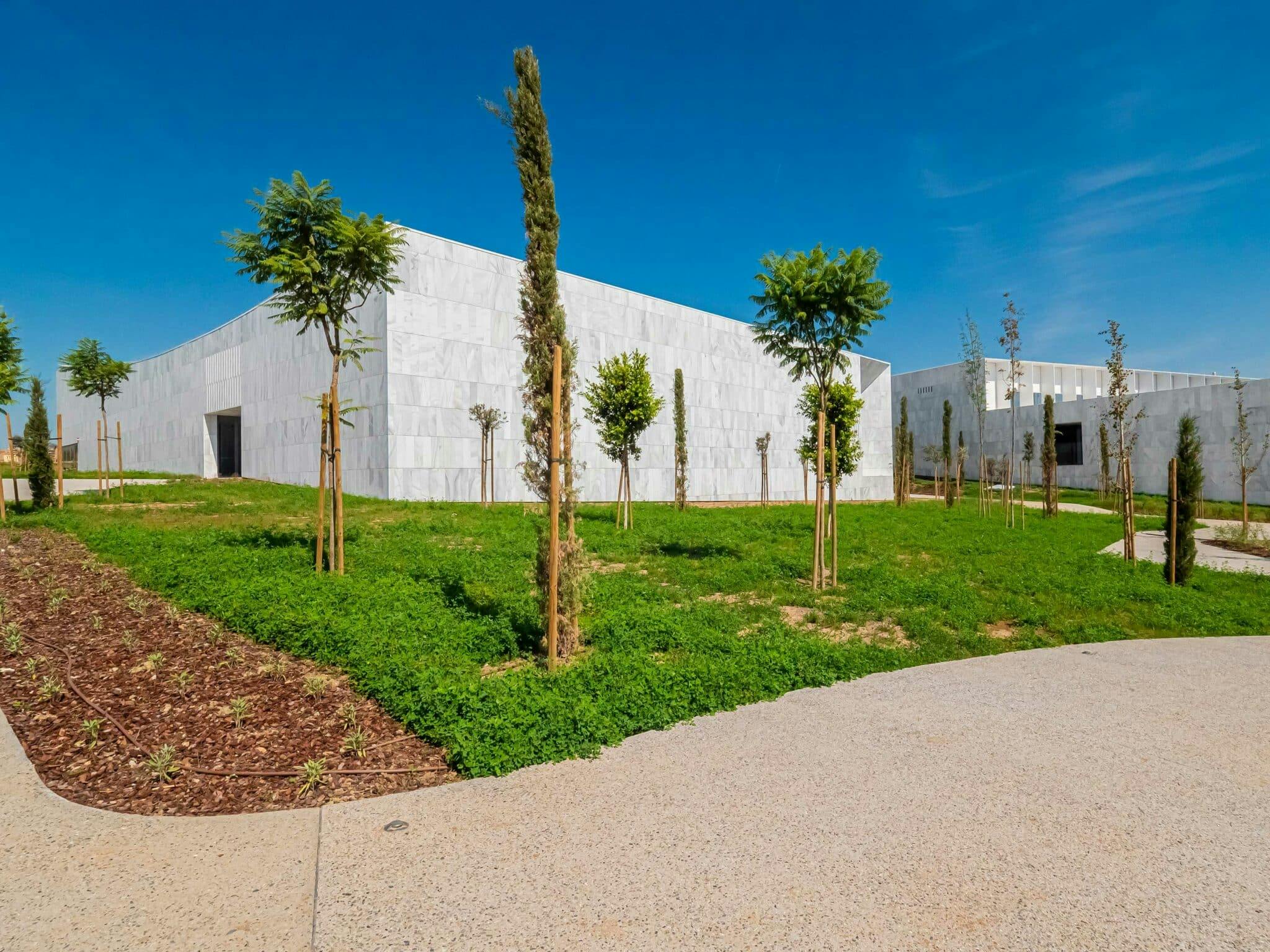 Image number 53 of the current section of Málaga University in Cosentino Ireland
