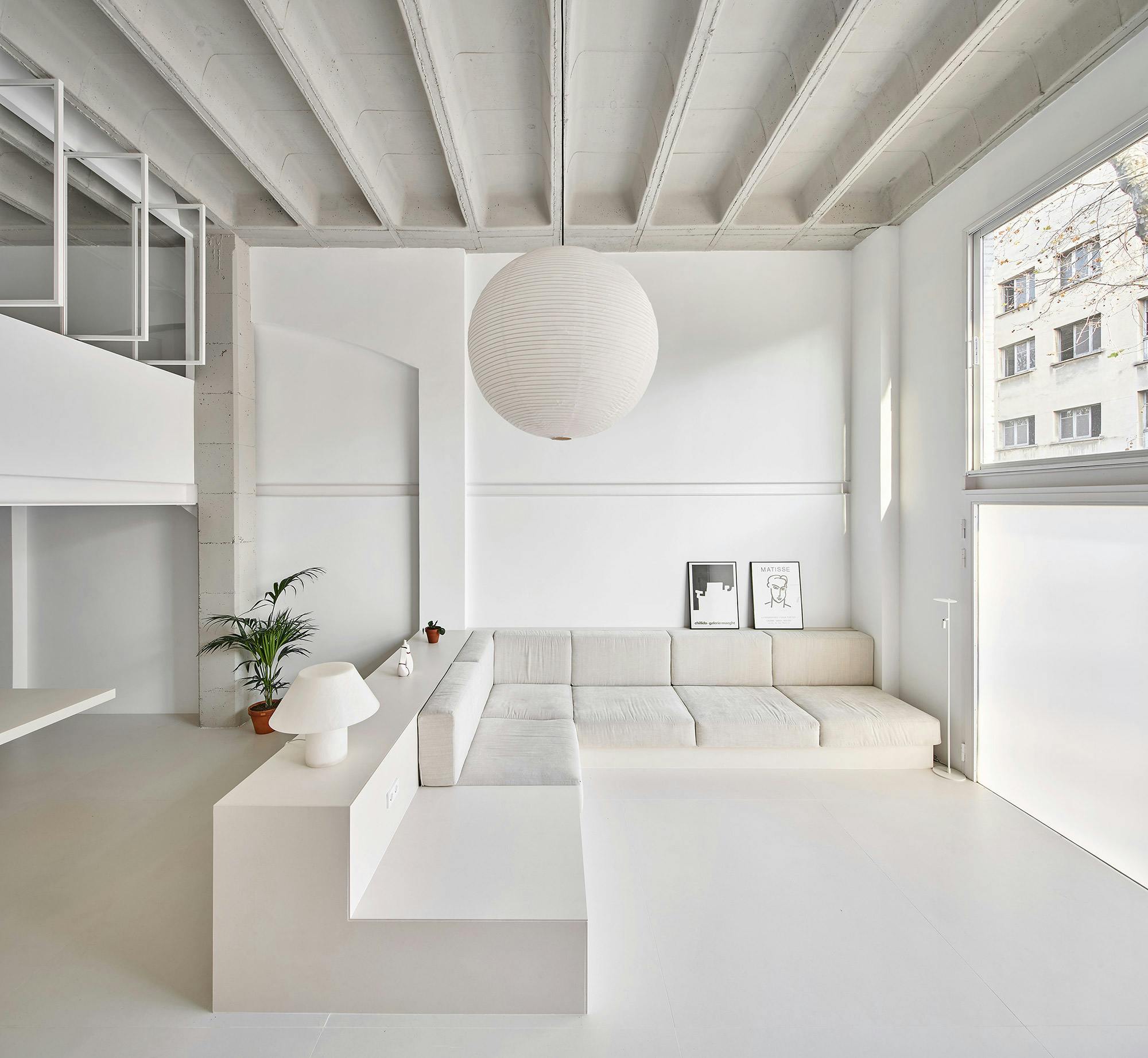 Image number 40 of the current section of A duplex in Barcelona is brought back to life thanks to a bright, open-plan renovation, enhanced by the light tones of Silestone in Cosentino Ireland