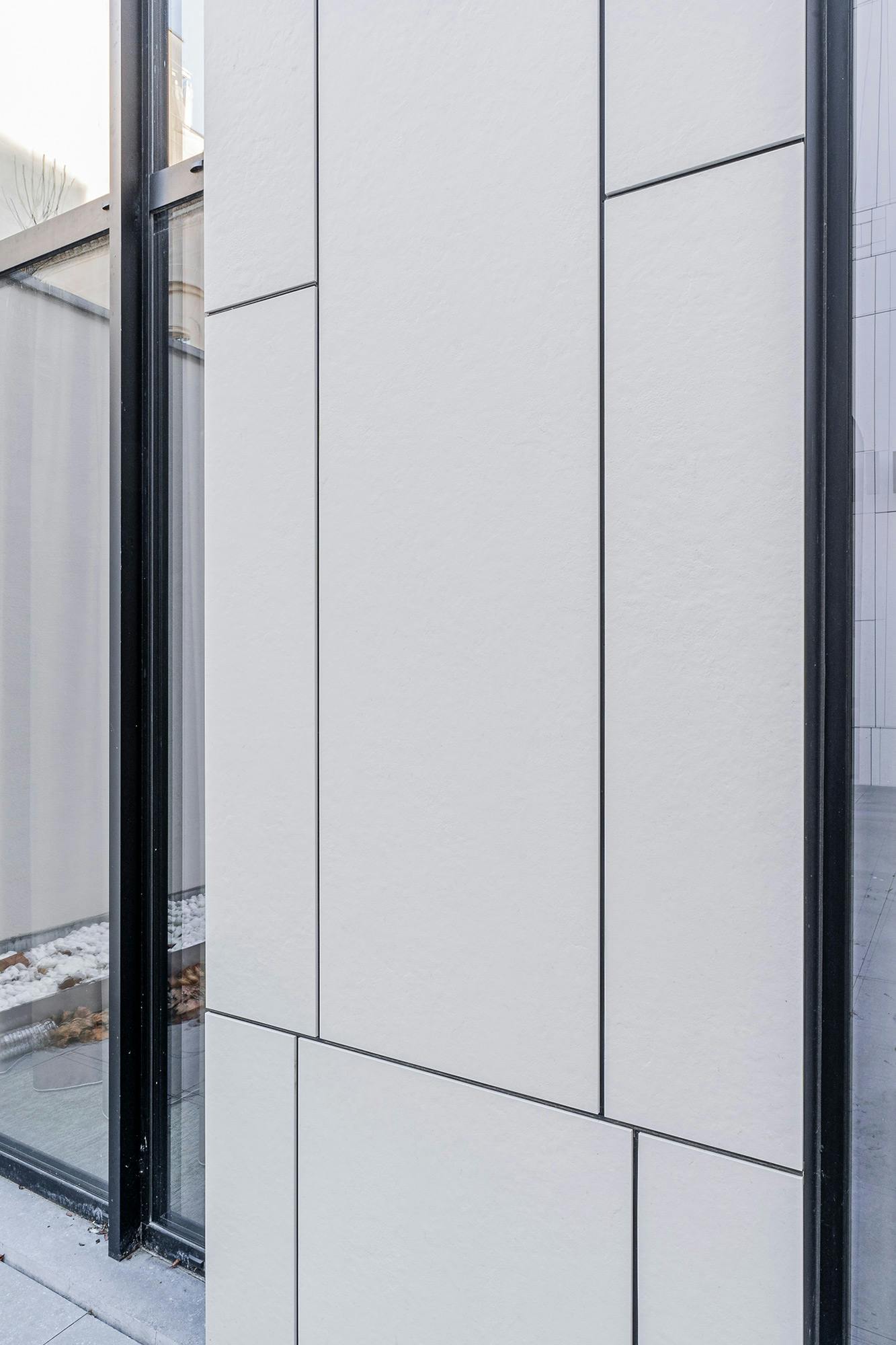 Image number 46 of the current section of Reflections in Dekton: the renovation of the classicist building The Duke in Brussels in Cosentino Ireland