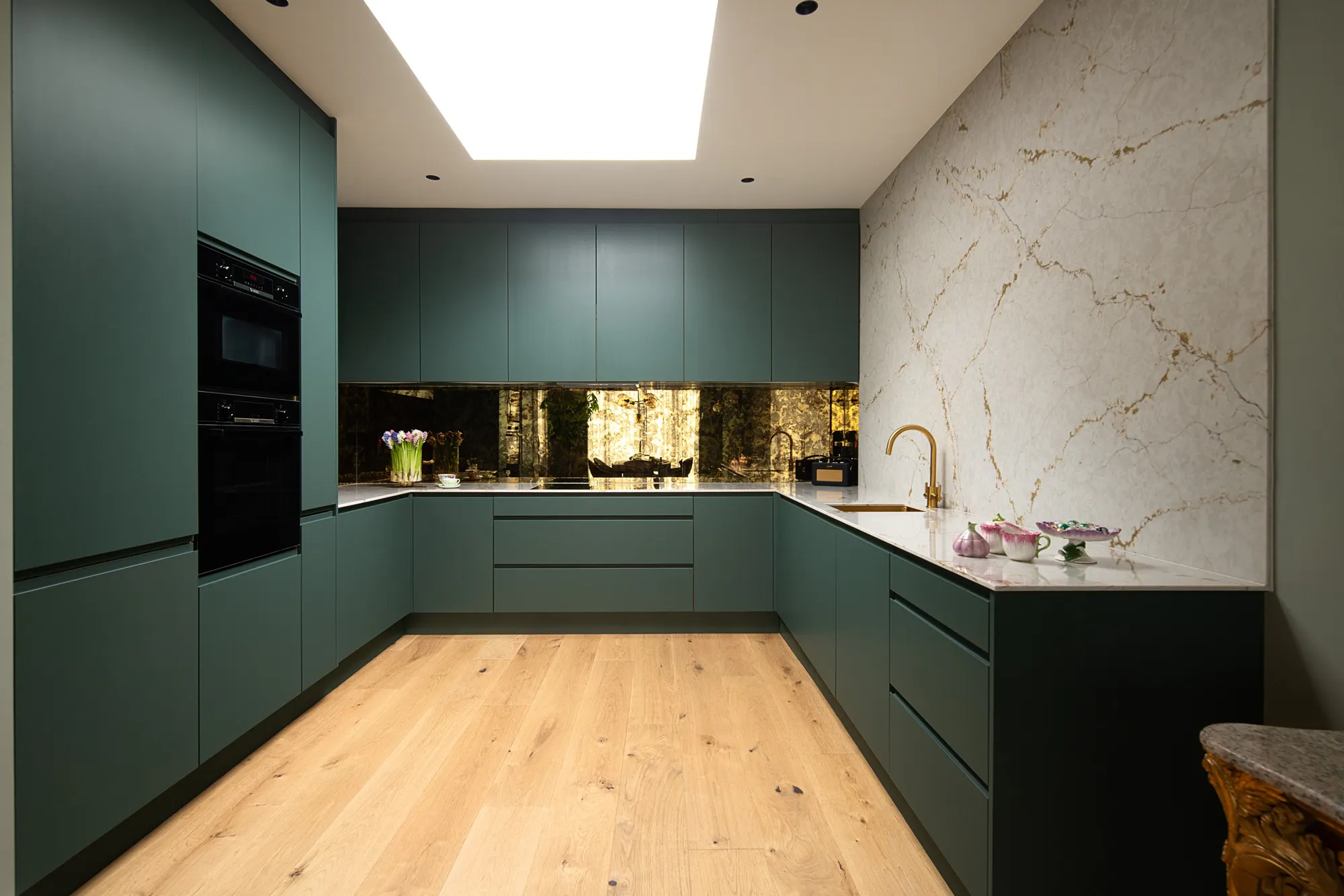 D4 Kitchen (1)