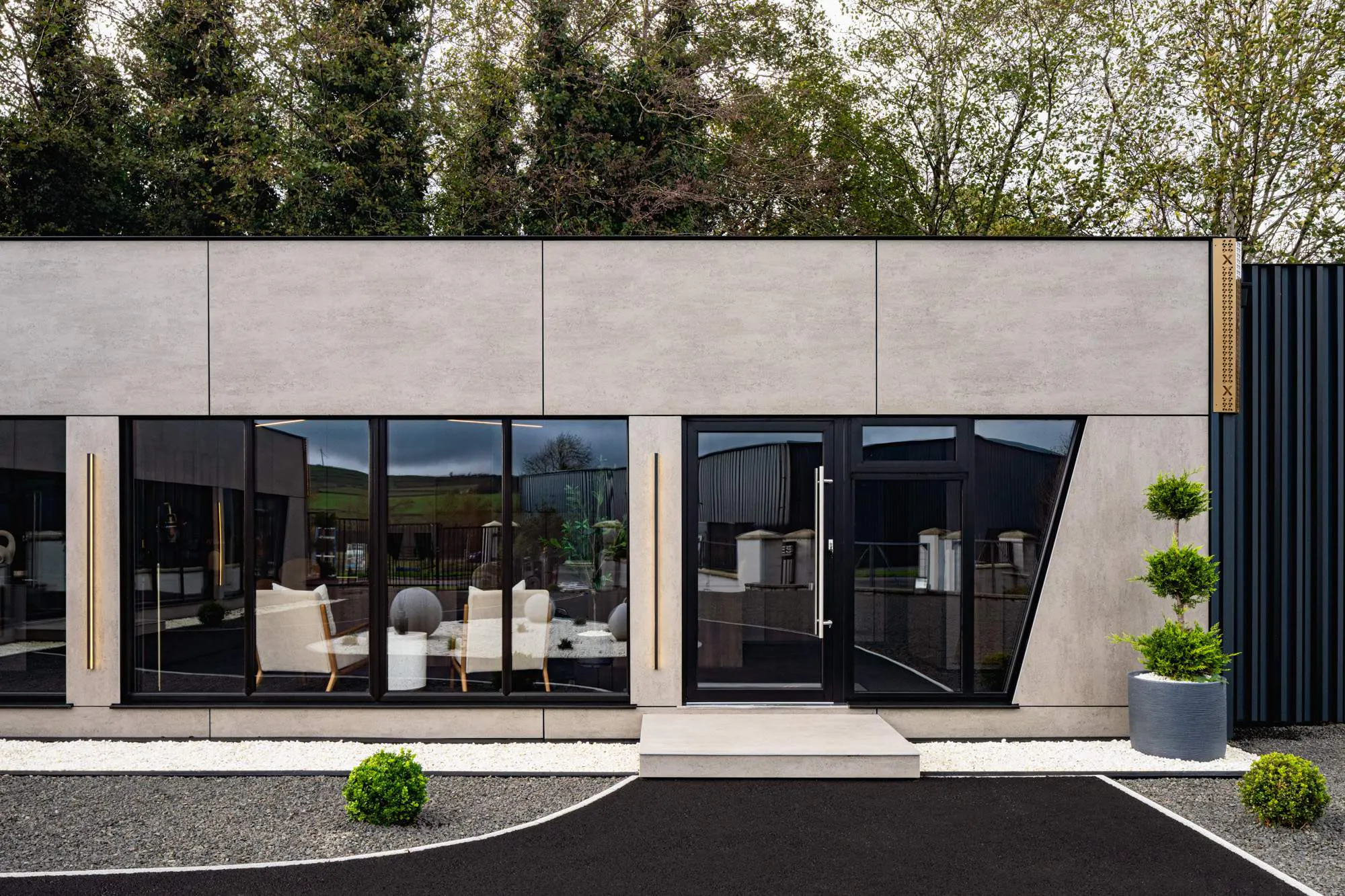 Facade KES Group (3)