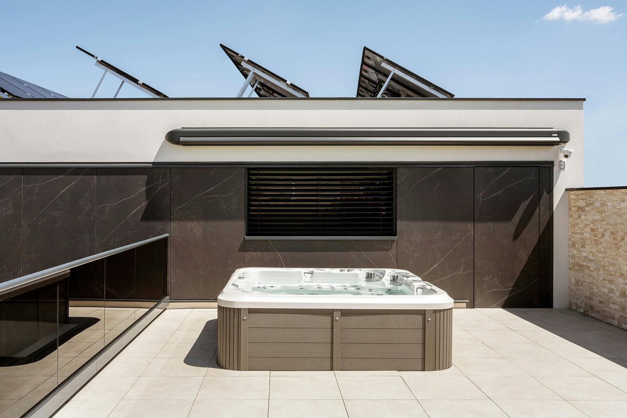 Image of Private House Fachada Dekton Francia 2.jpg?auto=format%2Ccompress&ixlib=php 3.3 in Dekton for an integrated façade and outdoor kitchen in this private home in France - Cosentino