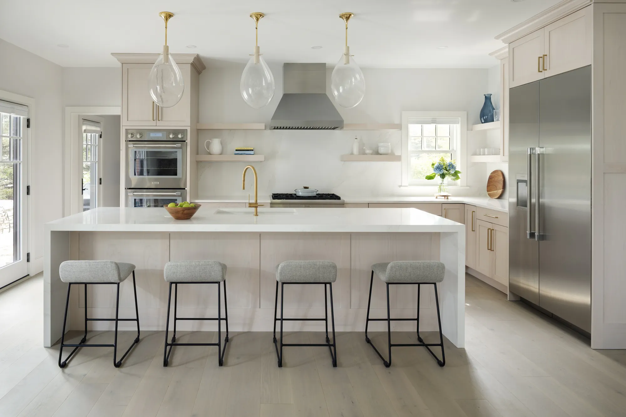 Cape Cod Contemporary (1)