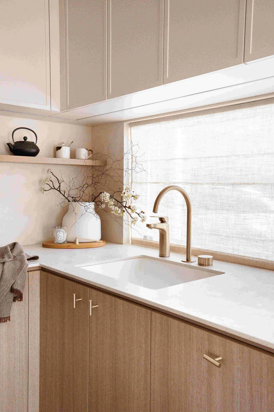 1Q2A6386 Image 36 of 1Q2A6386 scaled.jpg?auto=format%2Ccompress&fit=crop&ixlib=php 3.3 in The Durability of Dekton in a New Kitchen Design - Cosentino