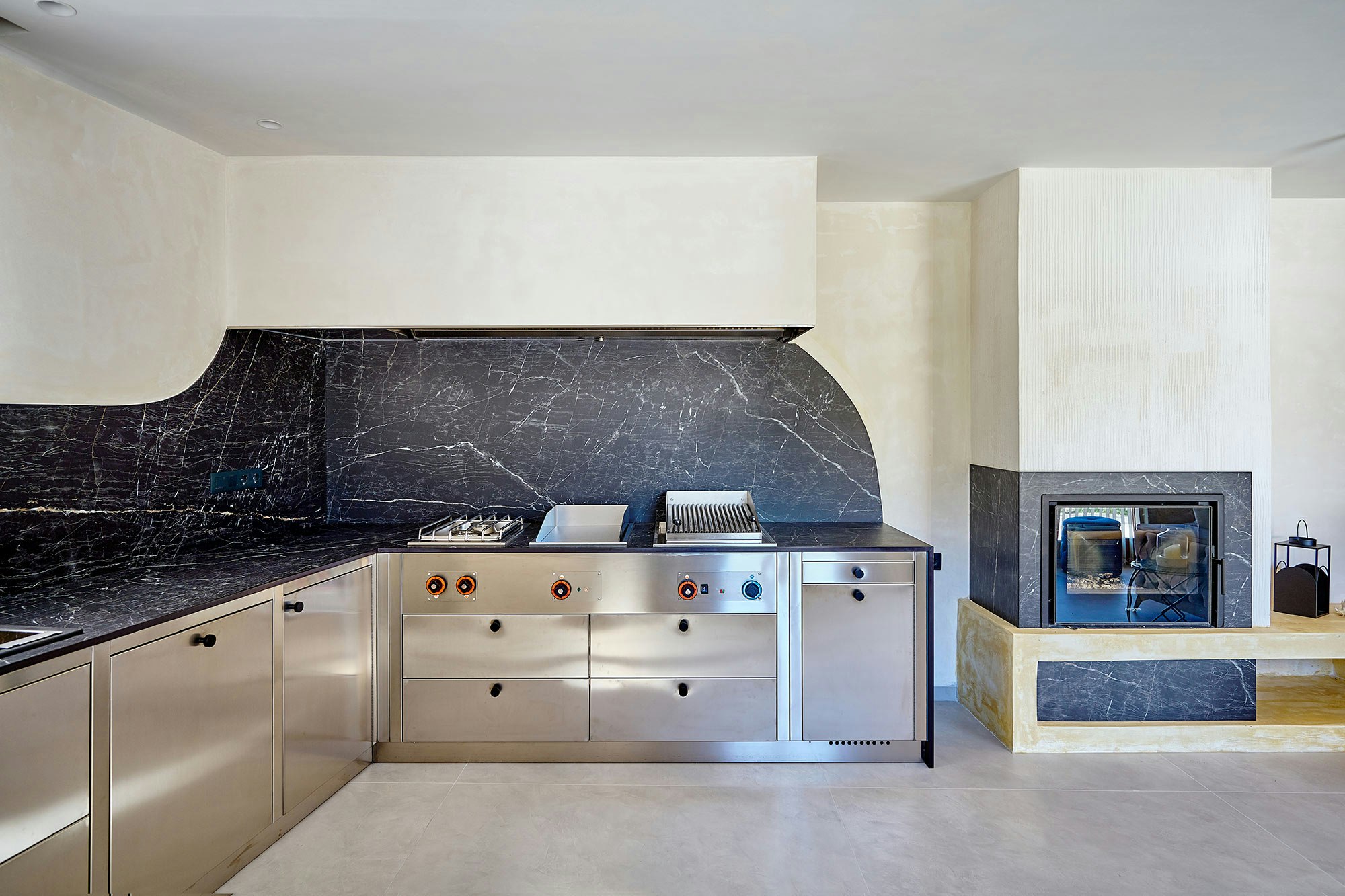 How to Clean Kitchen Worktops Cosentino