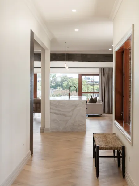 BR1_6669 Image 39 of BR1 6669.jpg?auto=format%2Ccompress&fit=crop&ixlib=php 3.3 in Bronwyn Turton - Cosentino