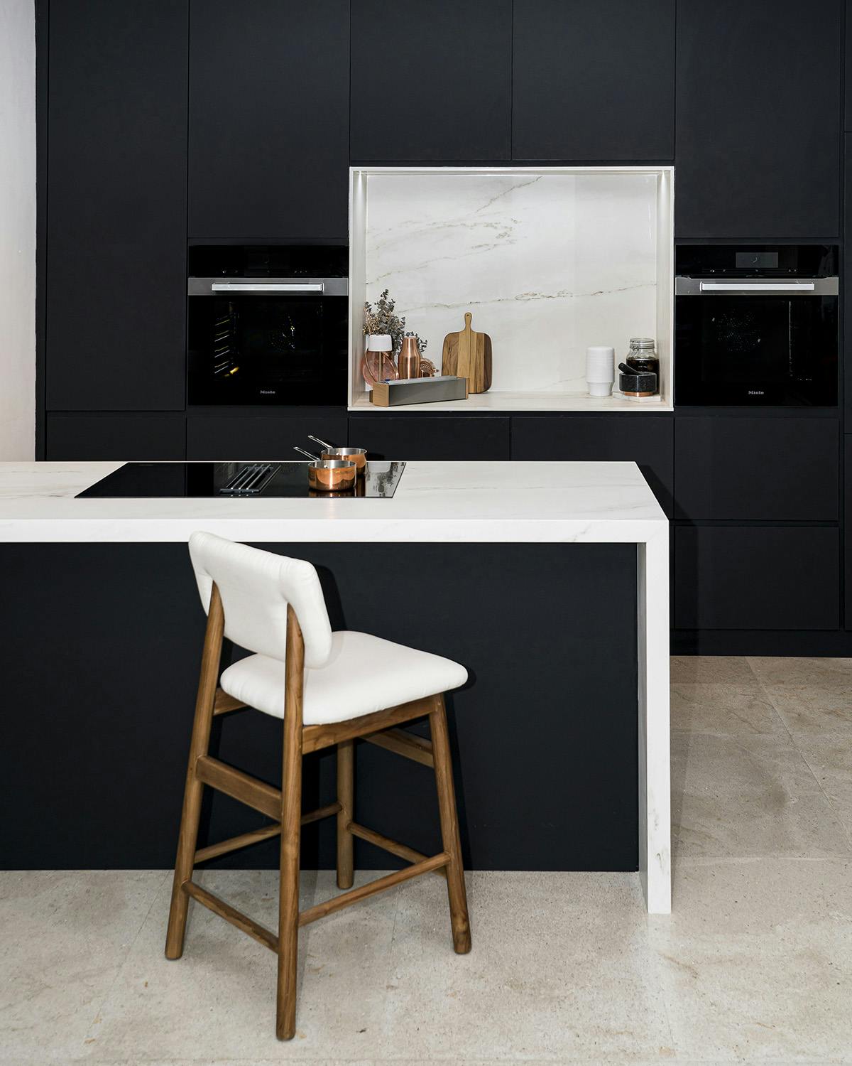 Image of IGS8052 sm in Dekton® Rem taking centre stage in Chef Lennard Yeong's Home Kitchen Studio - Cosentino