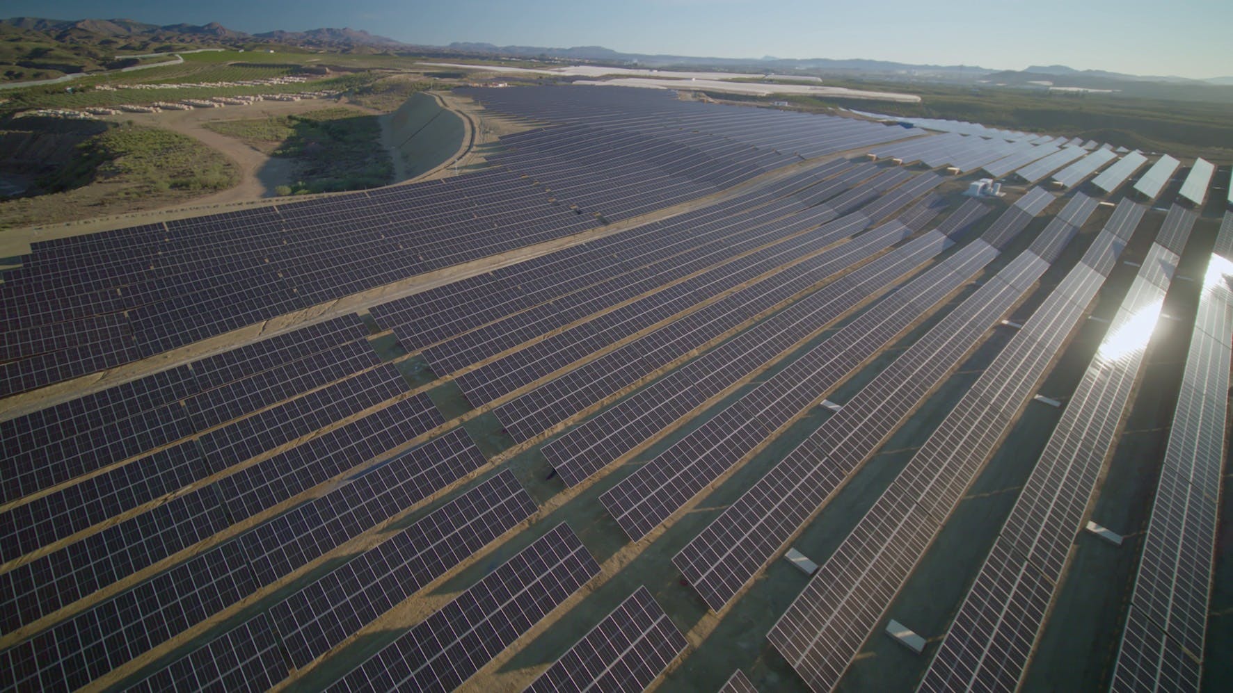 Image of Efic productiva Parque solar Captura16.jpg?auto=format%2Ccompress&fit=crop&ixlib=php 3.3 in Cosentino “plugs in” one of the largest self-consumption photovoltaic installations in Europe - Cosentino