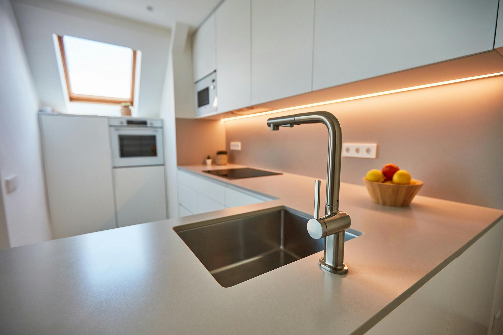 Image of balmes sobre atico duplex 25.jpg?auto=format%2Ccompress&ixlib=php 3.3 in A duplex in Barcelona is brought back to life thanks to a bright, open-plan renovation, enhanced by the light tones of Silestone - Cosentino