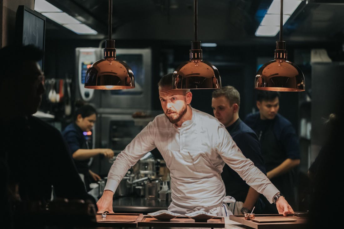 Dekton is featured in three-Michelin-star restaurant Zén’s refurbished kitchen