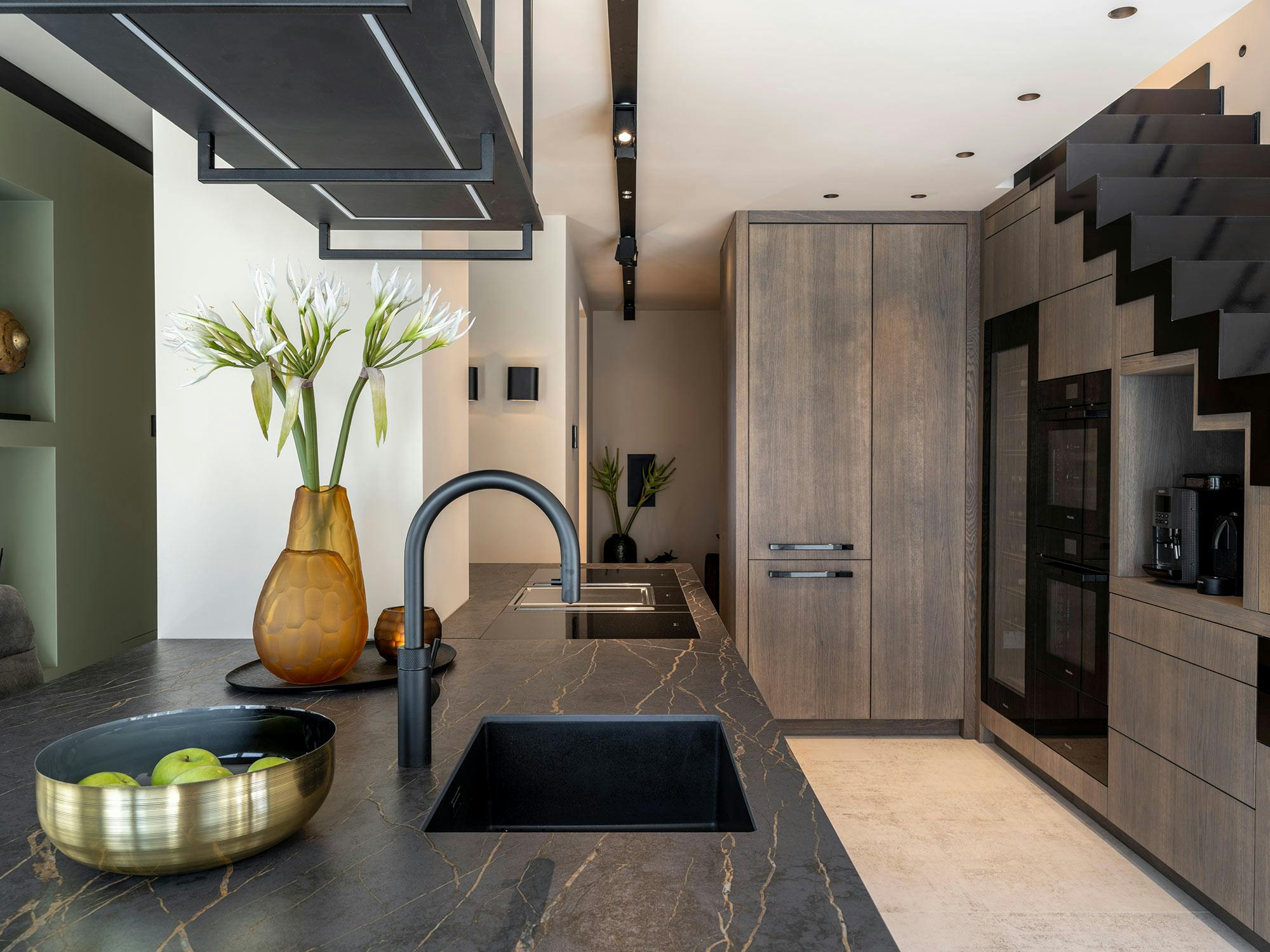 Image of Beach apartment Designa Veenendaal 1.jpg?auto=format%2Ccompress&ixlib=php 3.3 in Dekton Taga gives life to the beautiful kitchen of influencer Iselin Guttormsen - Cosentino