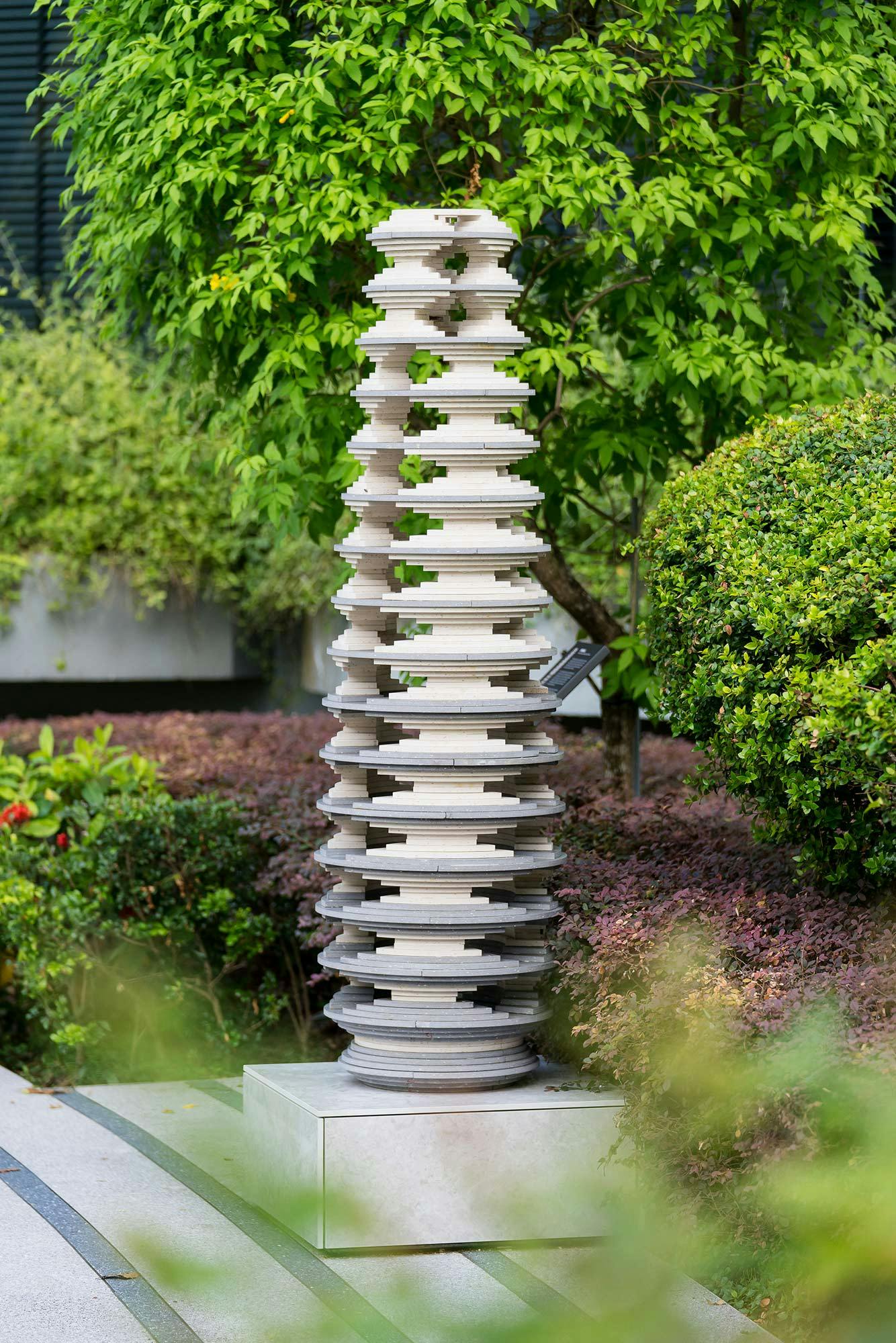 Strata-Outdoor-Sculpture-10 Image 67 of Strata Outdoor Sculpture 10.jpg?auto=format%2Ccompress&ixlib=php 3.3 in Inspiration - Cosentino