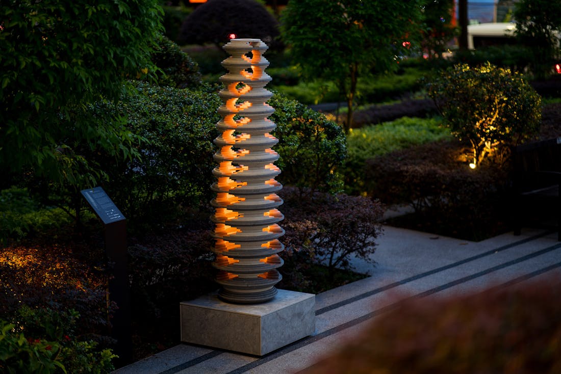 c5_2145x1431_900 Image 40 of c5 2145x1431 900.jpg?auto=format%2Ccompress&fit=crop&ixlib=php 3.3 in Strata: A Dekton Sculptural Masterpiece by Eugene Kosgoron - Cosentino