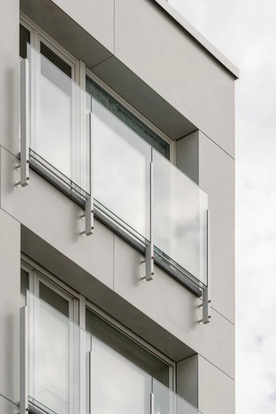 Pilar Shoots - LesAncres HR-12 Pilar Shoots - LesAncres HR-12