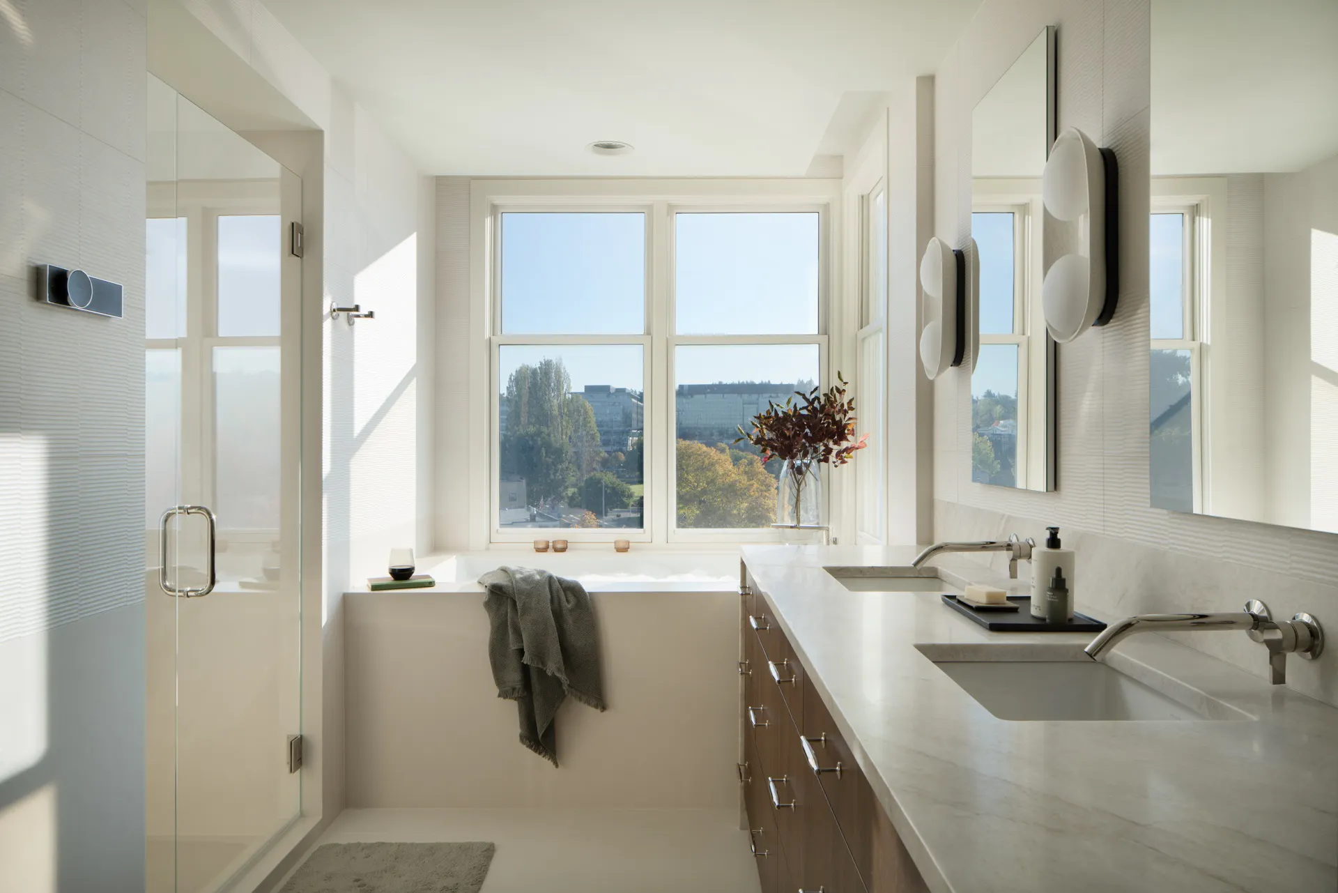 Sawyer by IBP (3) Image 45 of Sawyer by IBP 3.jpg?auto=format%2Ccompress&ixlib=php 3.3 in This exclusive aesthetic clinic embraces the colour black through durable and sophisticated materials - Cosentino