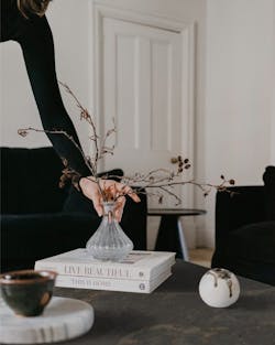 bohemian-flame-close-up-e1722313436778 Image 40 of bohemian flame close up e1722313436778.jpg?auto=format%2Ccompress&fit=crop&ixlib=php 3.3 in Timeless Elegance: 4 Tips for Creating Lasting Home Designs - Cosentino