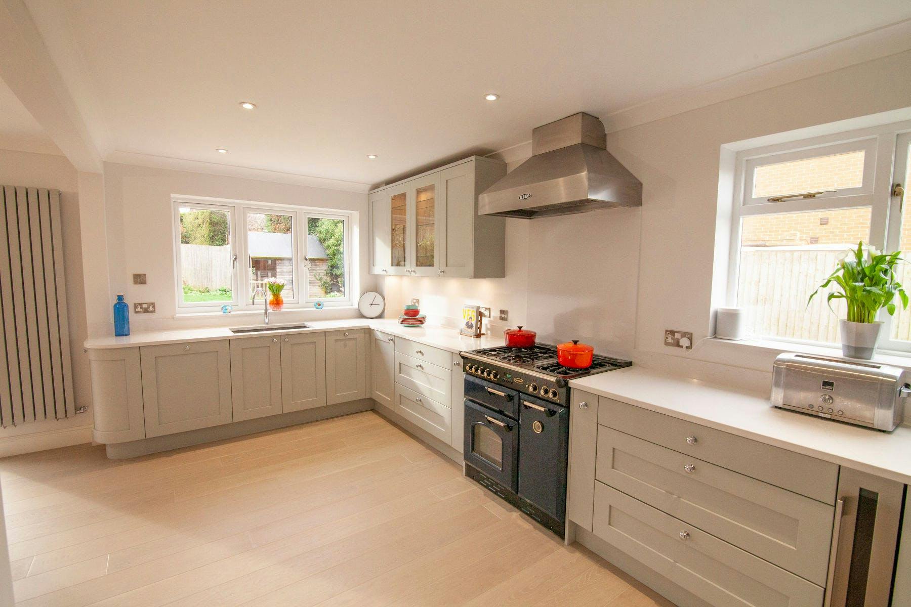 Imagen número 37 de la sección actual de L-shaped kitchens, functionality and design in any space