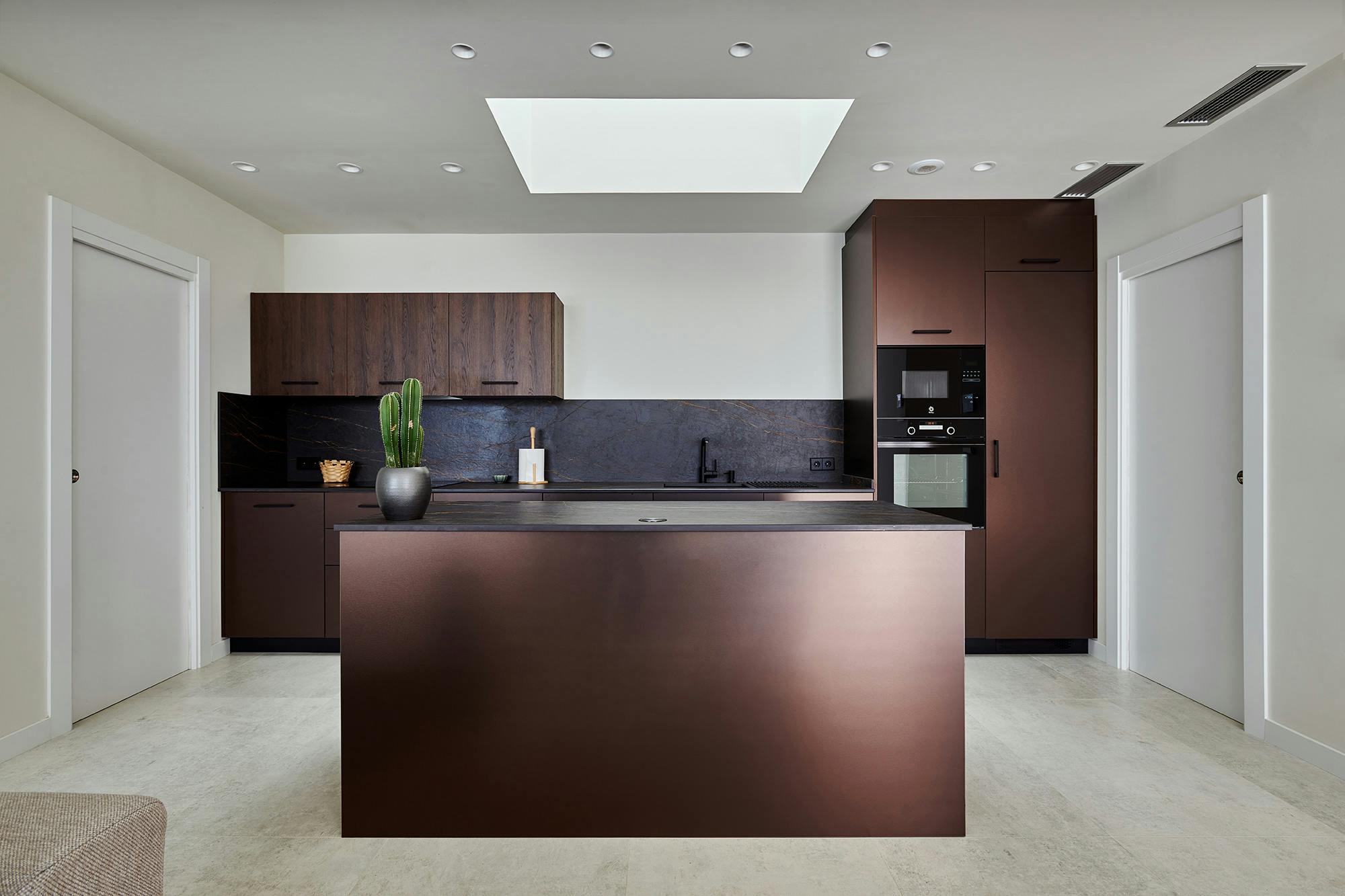 Imagen número 41 de la sección actual de Una vivienda Passivhaus tan estética como sostenible en la que se aprovecha la versatilidad de Dekton