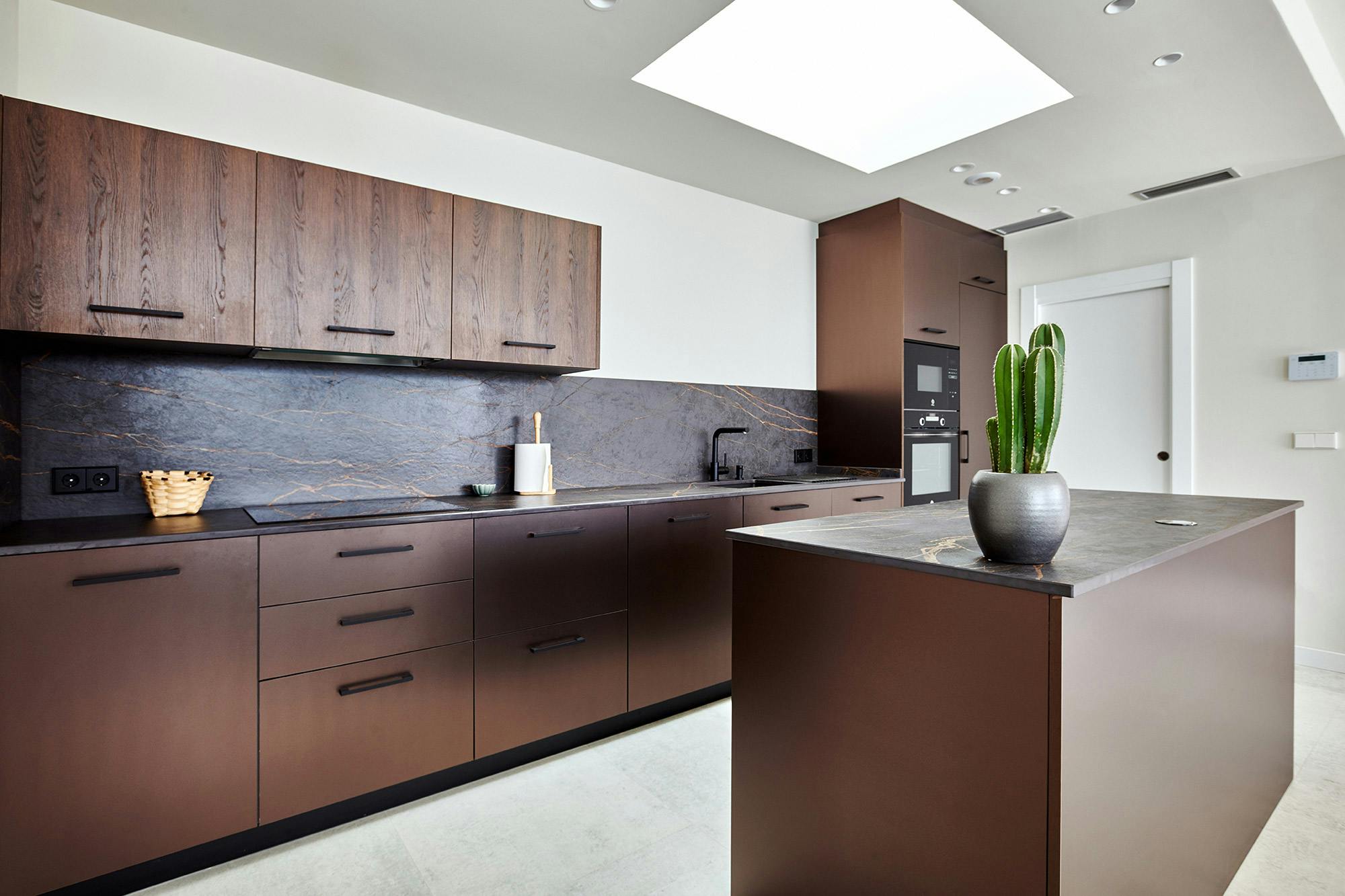 Imagen número 57 de la sección actual de Una vivienda Passivhaus tan estética como sostenible en la que se aprovecha la versatilidad de Dekton