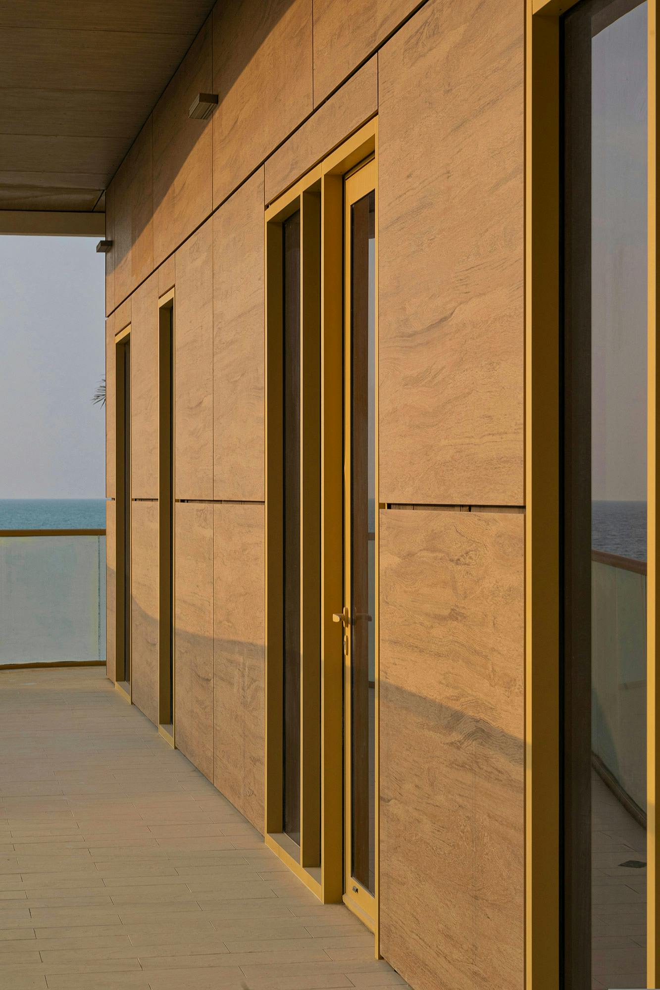 Imagen número 35 de la sección actual de El proyecto de fachada ventilada con Dekton más grande del mundo 