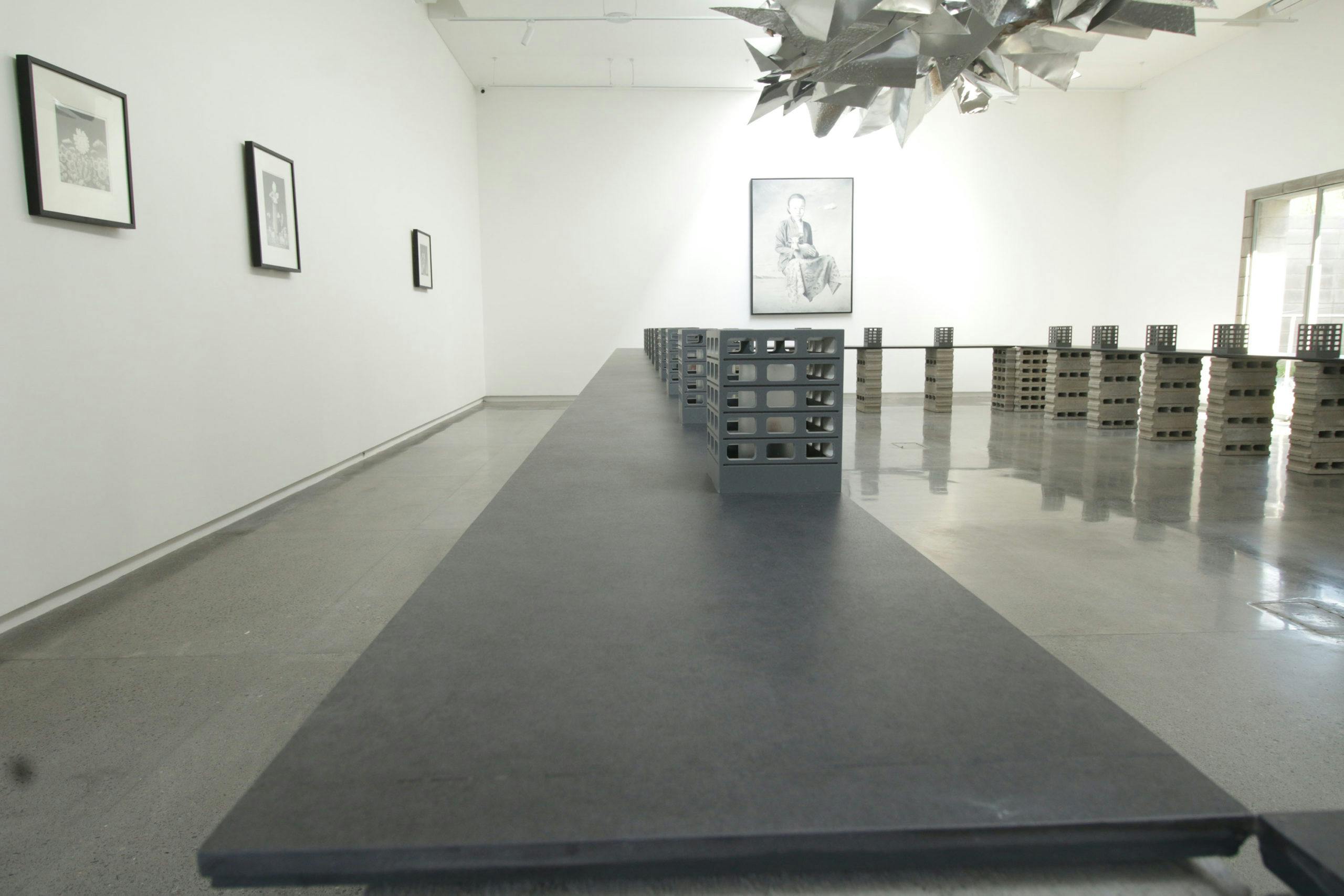 Imagen número 36 de la sección actual de Una obra de arte en forma de enorme mesa se hace realidad gracias a Dekton