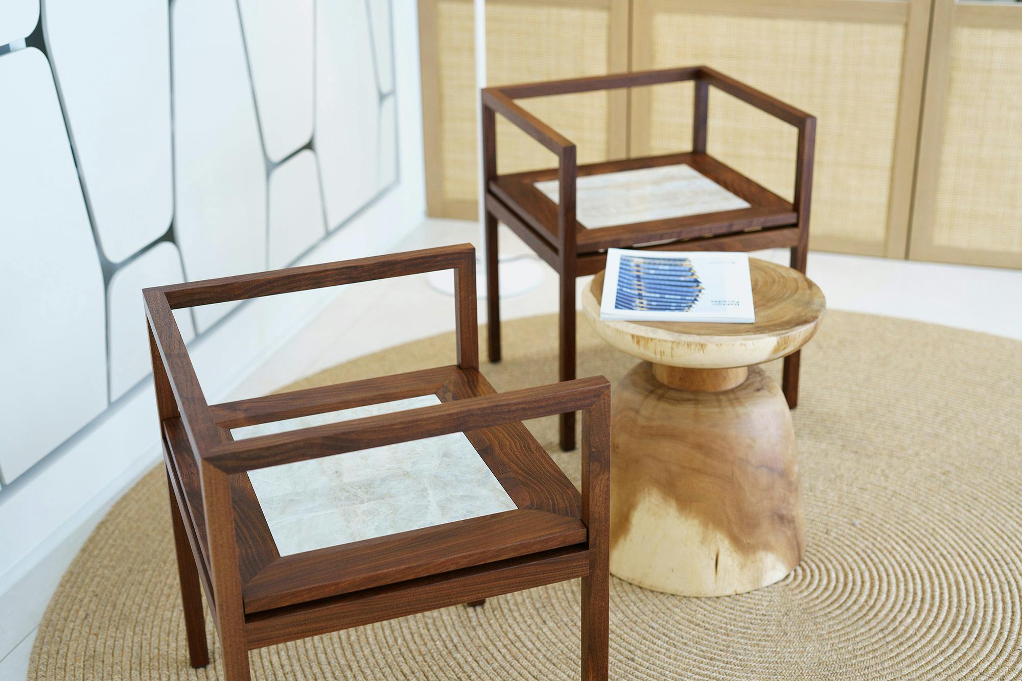 Imagen número 39 de la sección actual de La reputada interiorista Adriana Nicolau lanza una colección de originales mesas creadas con Dekton