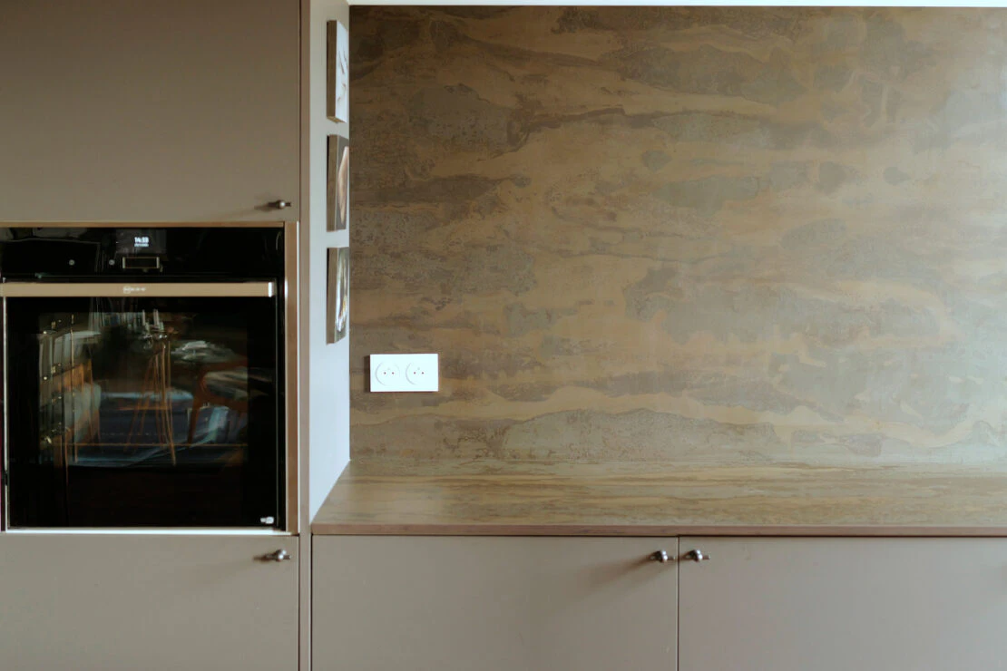 El diseñador de interiores y fotógrafo Eric Gizard elige Dekton Radium ...