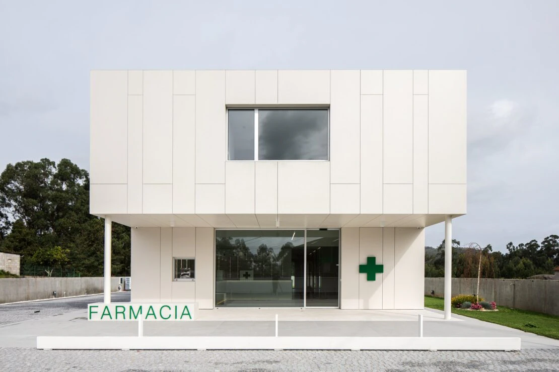 Farmacia Pontevedra (1) Farmacia Pontevedra (1)