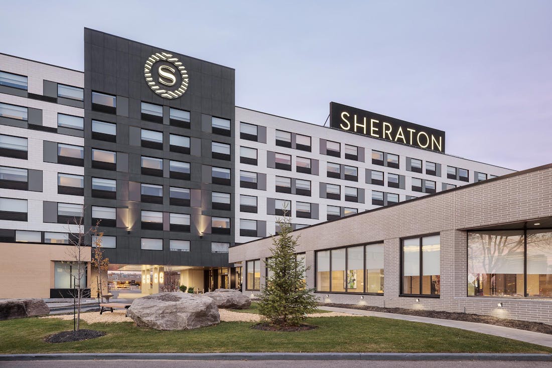 Una fachada ligera con Dekton para el Hotel Sheraton en Canadá
