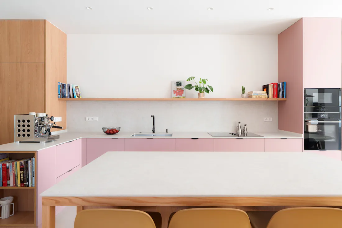 Vvienda GB53 (3) Image 39 of Vvienda GB53 3.jpg?auto=format%2Ccompress&fit=crop&ixlib=php 3.3 in Tendencias en cocinas 2026: espacios emocionales y flexibles - Cosentino