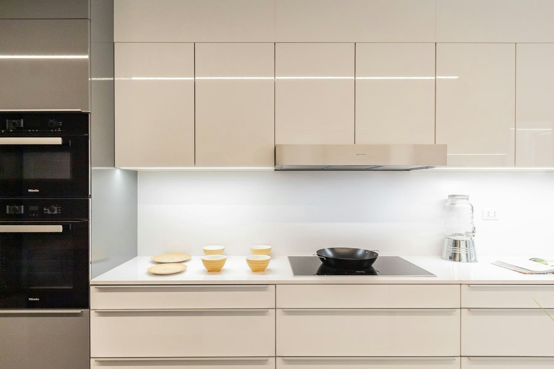 Pastellisävyiset keittiöt