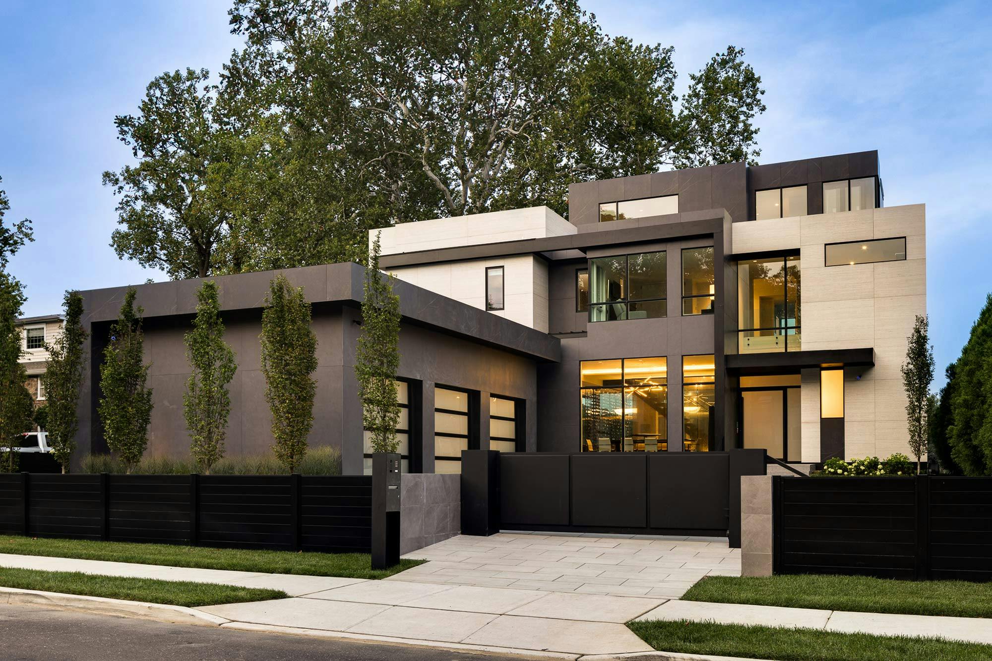 Image of 136 N Main Street Exterior Sunset Web 8.jpg?auto=format%2Ccompress&ixlib=php 3.3 - Cosentino Image 38 of 136 N Main Street Exterior Sunset Web 8.jpg?auto=format%2Ccompress&ixlib=php 3.3 in Inspiraatiota - Cosentino